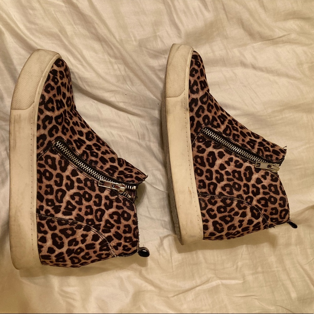 Womens Soda animal print shoes - Picture 2 of 12